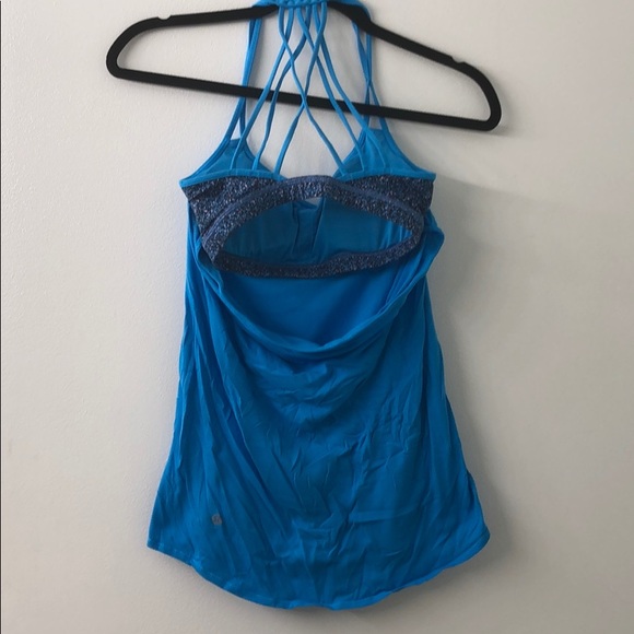 RARE! - LuluLemon Wild Tank Top in Shocking Blue with built in Bra - size 4 - Picture 5 of 6